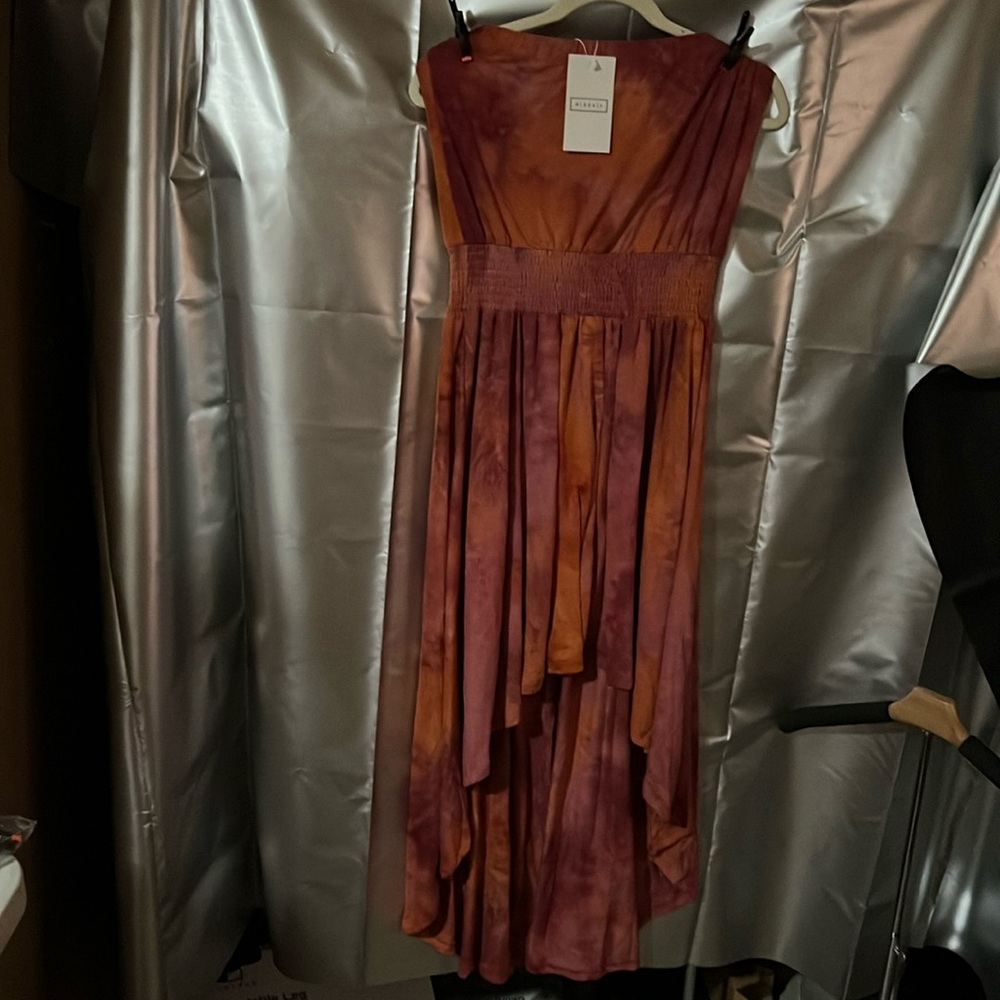 NWT. Strapless Dress.
